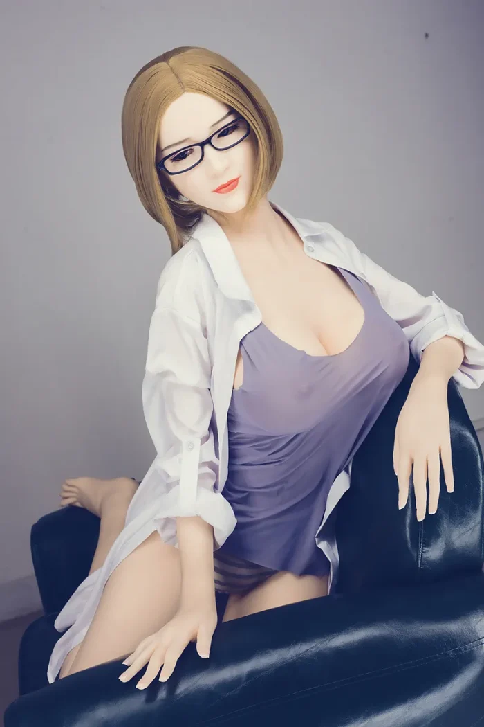 High End Custom-Made Lifelike Hyper-Realistic Sexy Doll Brand, Popular Silicone lover Doll in USA
