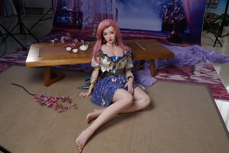 Charming Custom Ultra-Realistic Full size New Japanese Cosplay Silicone&TPE Vocalism Sex Puppe