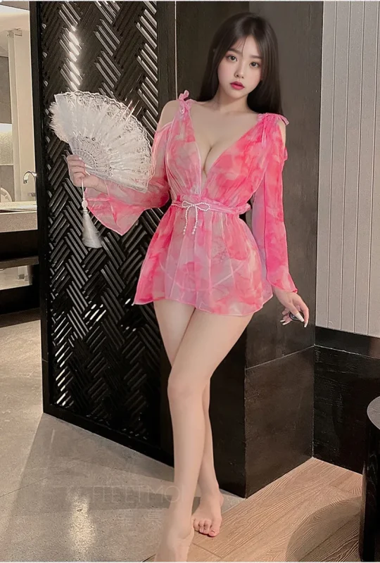 Non-Staining Clothes for Adult Doll, Light Luxury Charm Sheer Mesh Cleavage Reveal Qipao